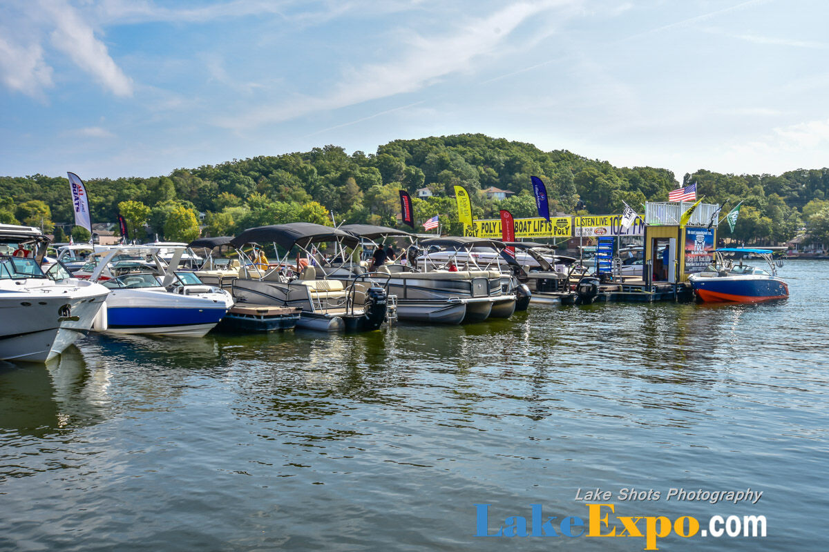 Fall In Water Boat Show-051.jpg